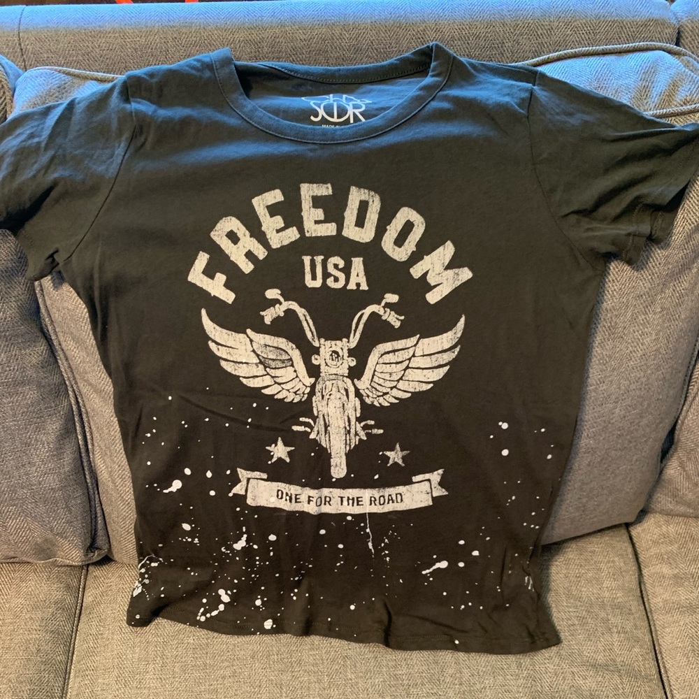 Chaser “freedom” tee